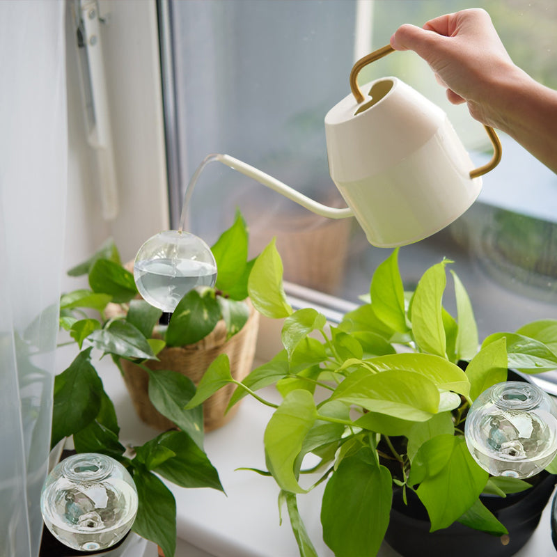 1-5PCS 500ML Plastic Automatic Plant Watering Bulbs, Globe - Shaped Self - Watering Drip Irrigation for Pots