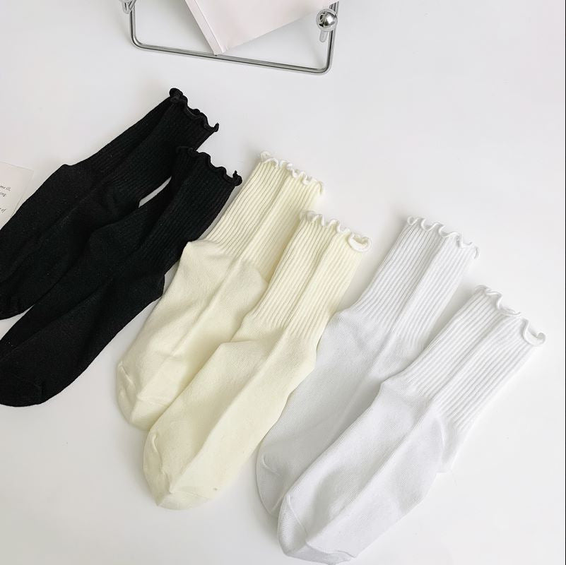 1 pair of ruffled JK socks for women mid-tube spring, autumn and summer solid color Japanese lace pile socks